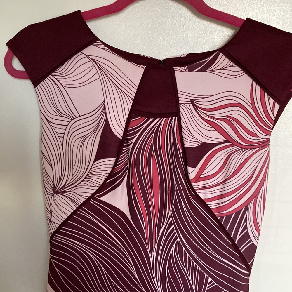 Sangria DRESS - Picture 2 of 8